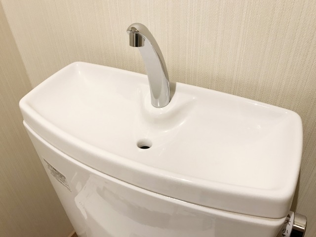トイレの排水管つまりの原因