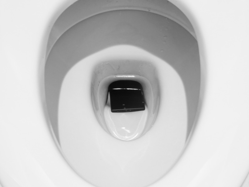 便器取り外し作業が発生するトイレのつまりの状況