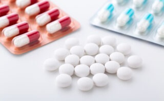 糖尿病や血圧の薬でトイレつまりが起こる理由!予防や対処法を解説