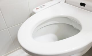 トイレの水が止まらない!浮き球・ボールタップの調整&交換方法