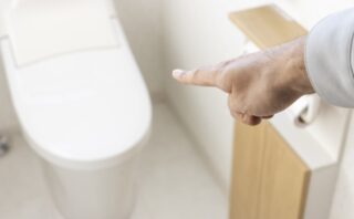 トイレがしょっちゅうつまる原因と新築・マンション別の対処法