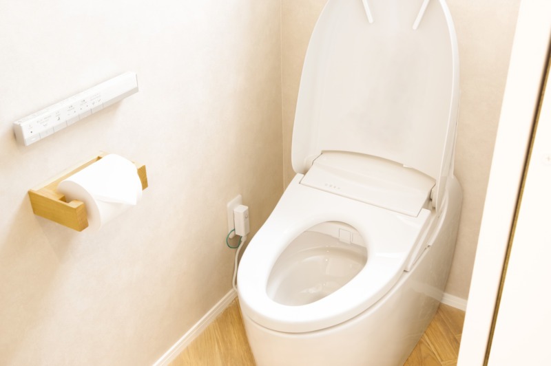 トイレにビニール袋を流してしまったときの対処法